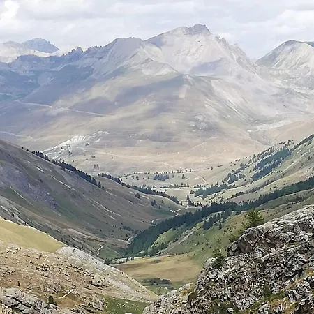 App Vue Montagne Barcelonnette Proche Piscine Rando Riviere Nature Exterior photo